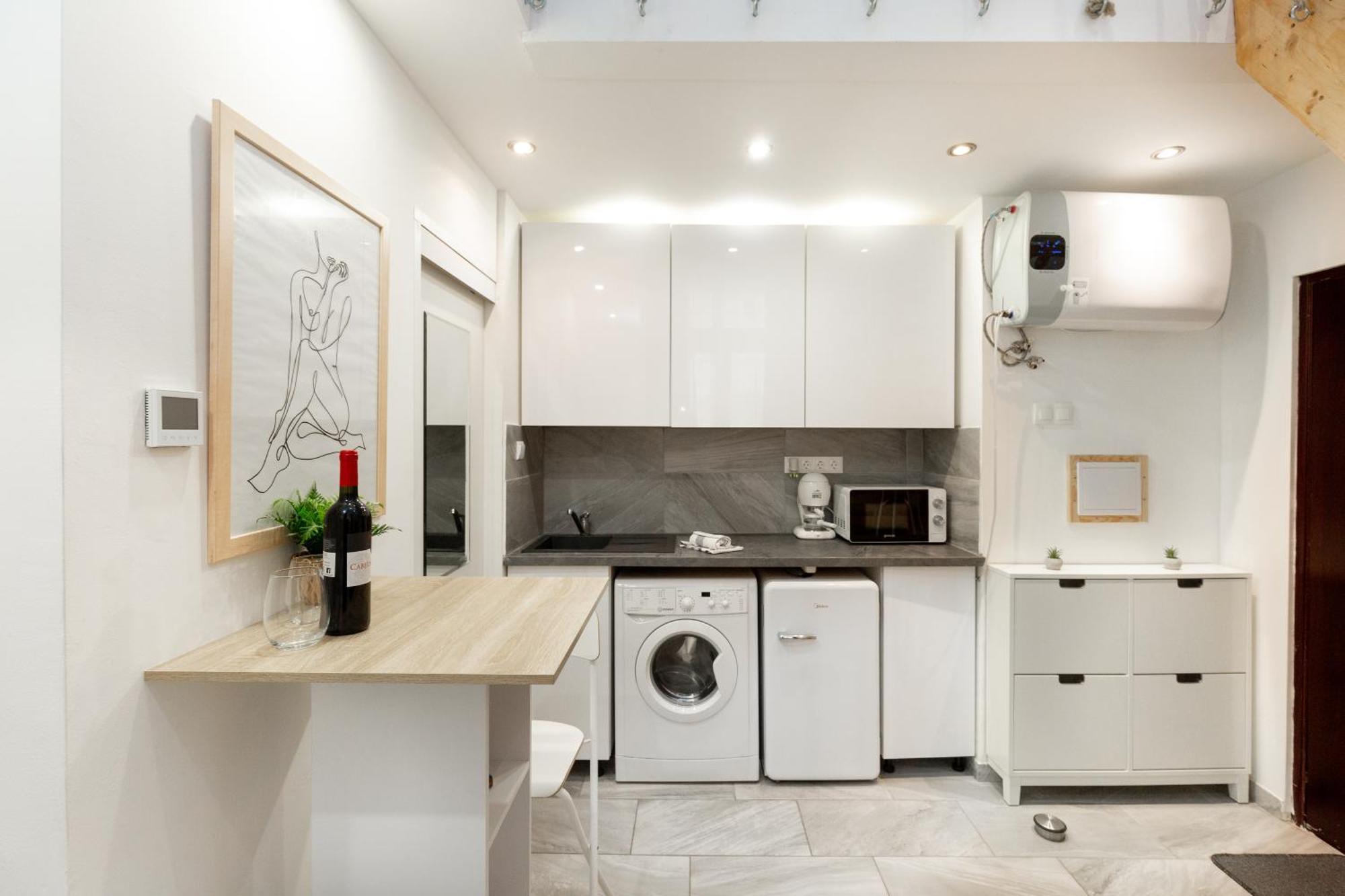 Apartament Mini Monumental By Stn Budapesta